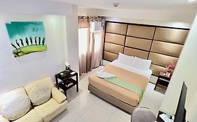 Canberry Hotel